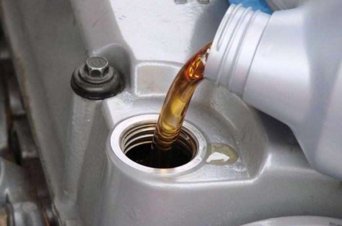 Основные причины менять масло в автомобиле