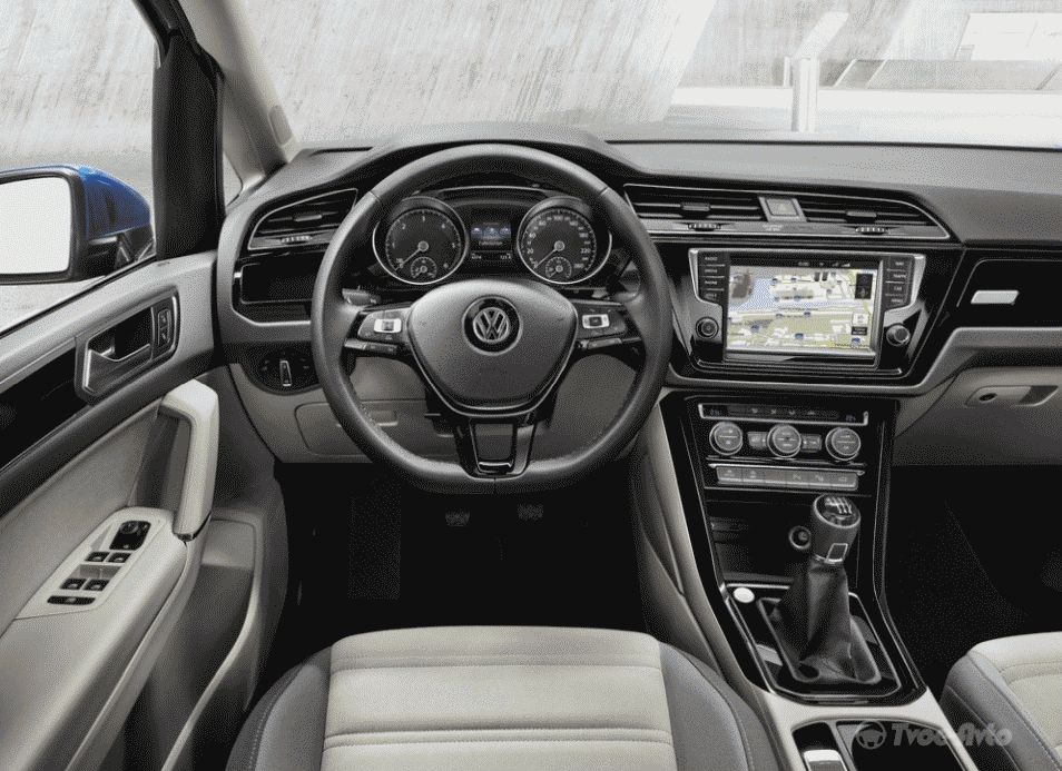 Мировая премьера нового компактвэна Volkswagen Touran состоялась в Женеве
