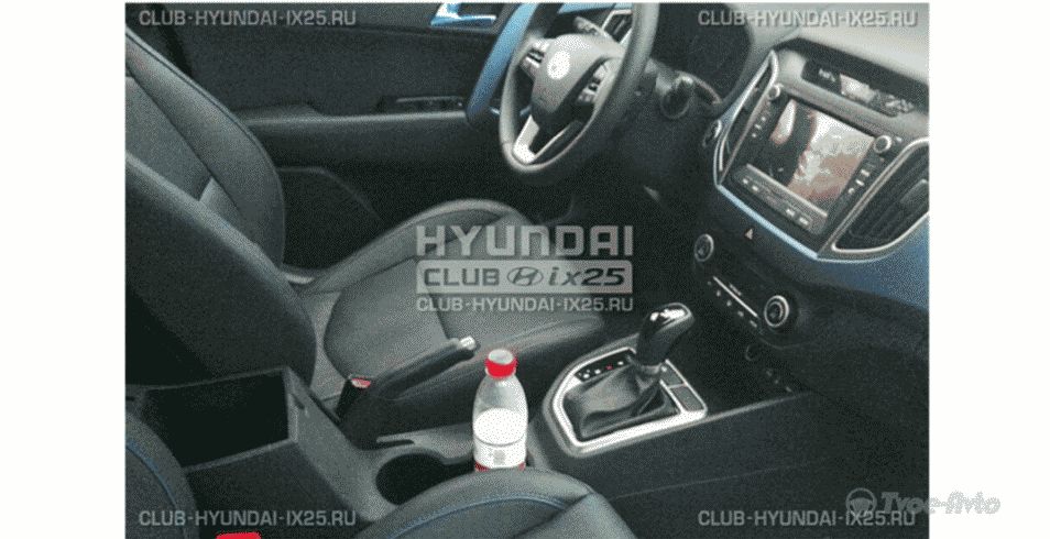В сети появились первые снимки салона компактного кроссовера Hyundai ix25
