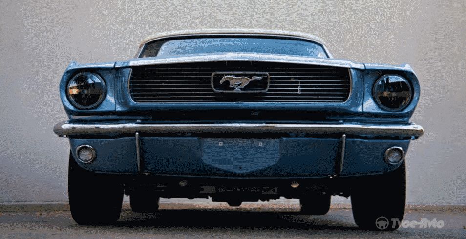 Классический Ford Mustang поступит в производство