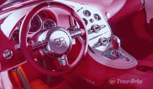 Китаец для своей девушки купил розовый Bugatti Veyron