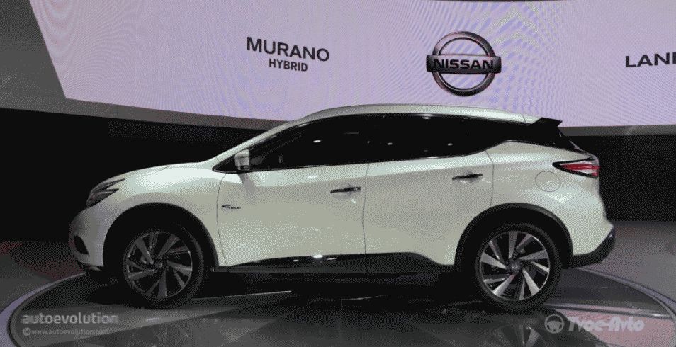 Гибридный кроссовер Nissan Murano показали на выставке в Шанхае
