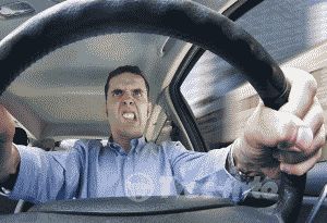 Как вести себя с агрессивным водителем