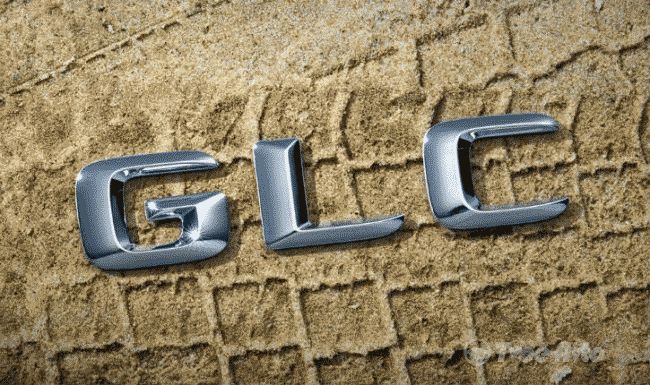 Mercedes-Benz официально анонсировал презентацию кроссовера GLC
