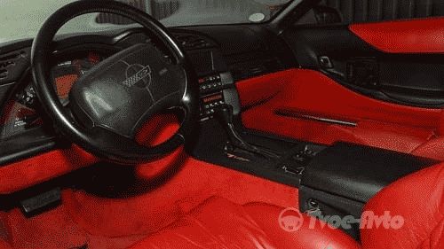 Уникальный Chevrolet Corvette C4 продадут с аукциона