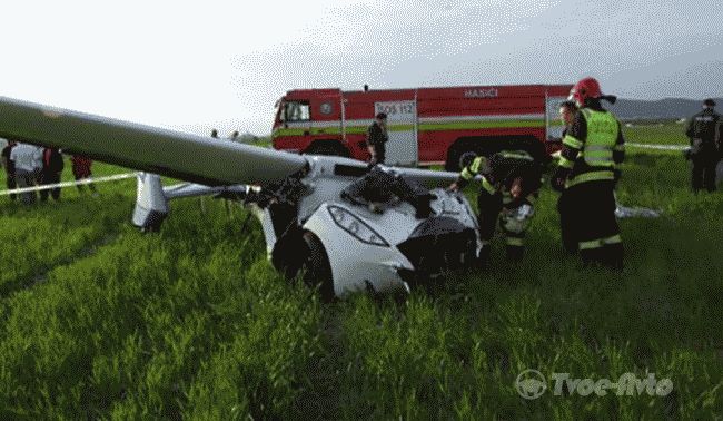 Летающий автомобиль разбился об землю во время тестов