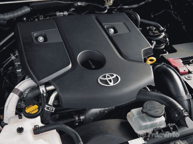 Пикап Toyota Hilux 2016 представлен официально