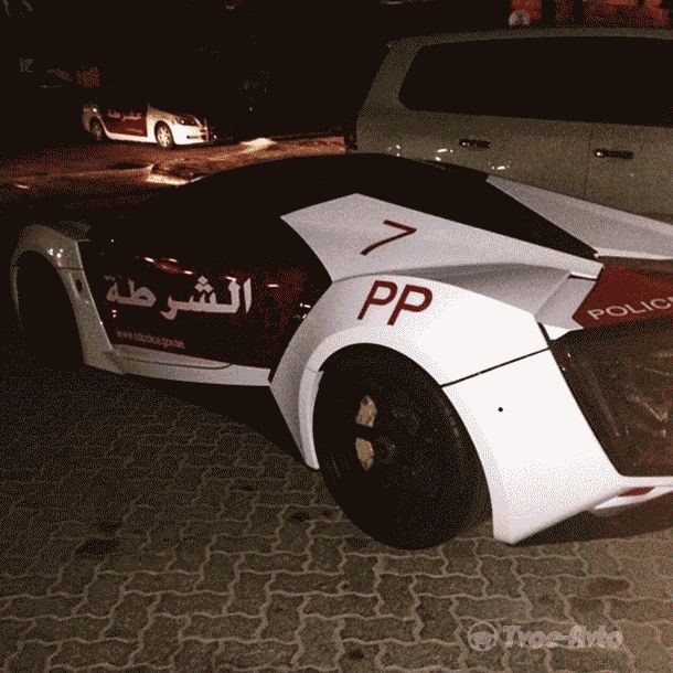 Полиция Абу-Даби разъезжает на автомобиле за 3,4 миллиона долларов