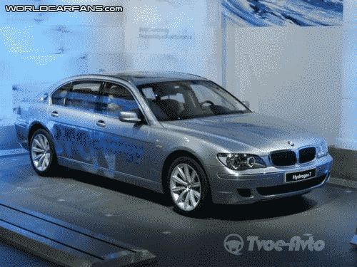 Водородный автомобиль BMW появится в 2020 году