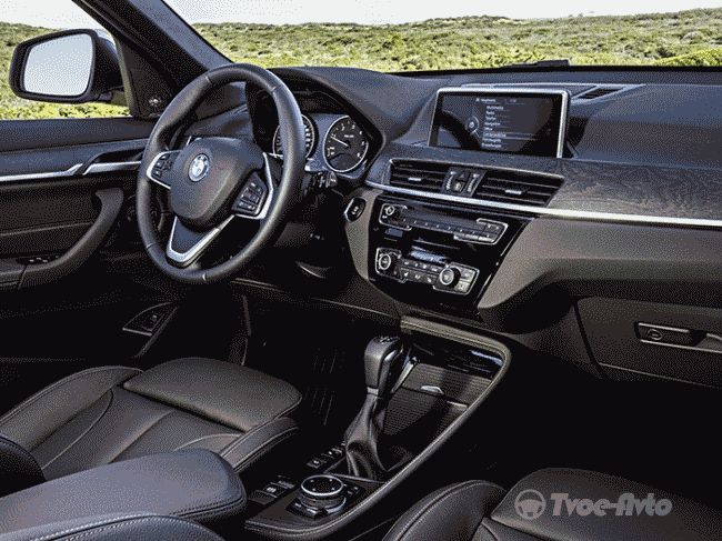 BMW представила кроссовер X1 нового поколения