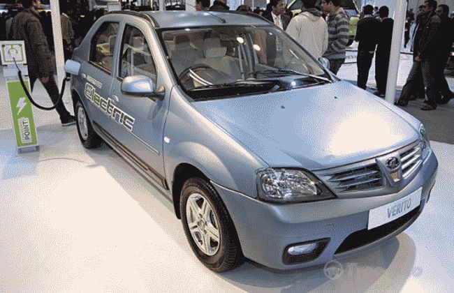 Презентована электрическая версия Renault Logan в Индии