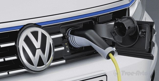 Стала известна цена гибридного семейства Volkswagen Passat GTE