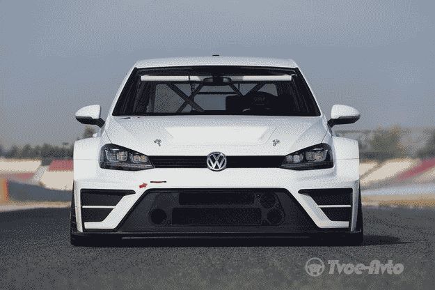 Volkswagen презентовала гоночный "Golf"