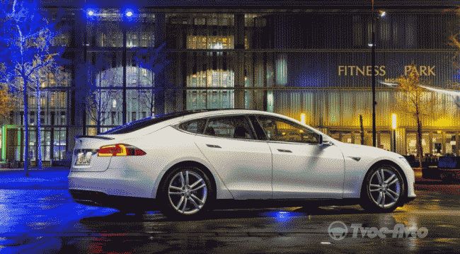Седан Tesla Model S получил обновления
