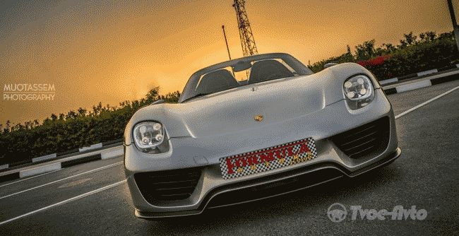 В Дубае выставлен на продажу суперкар Porsche 918 Spyder