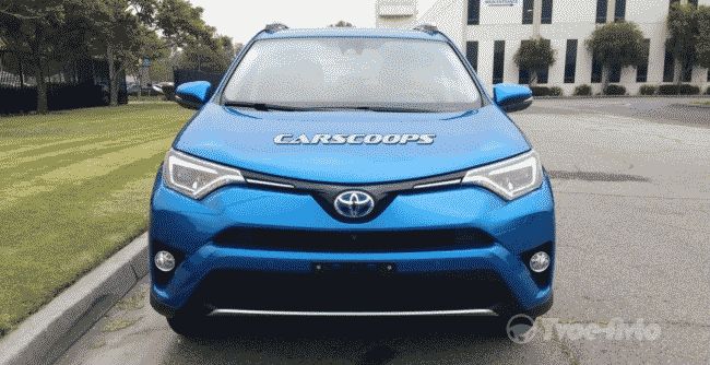 В сети появились «живые» фото обновлённого Toyota RAV4 и RAV4 Hybrid