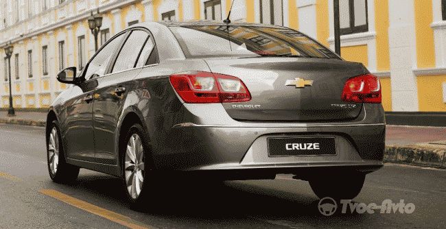 Chevrolet Cruze в Таиланде показал новое «лицо»