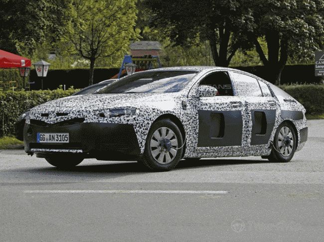 Предсерийный Opel Insignia нового поколения впервые замечен на тестах