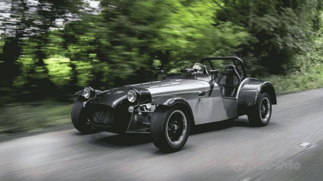 Caterham создал 498-килограммовый юбилейный спорткар Seven