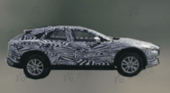 Новый кроссовер Mazda проходит тестирование