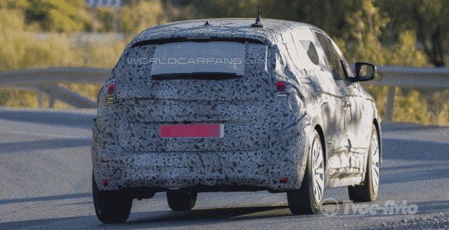 Обновленный Renault Scenic впервые замечен на тестировании