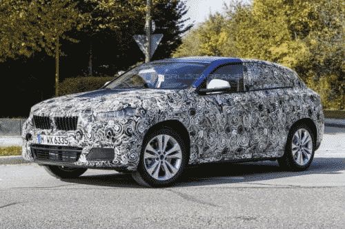 Фотошпионы впервые запечатлели кросс-купе BMW X2