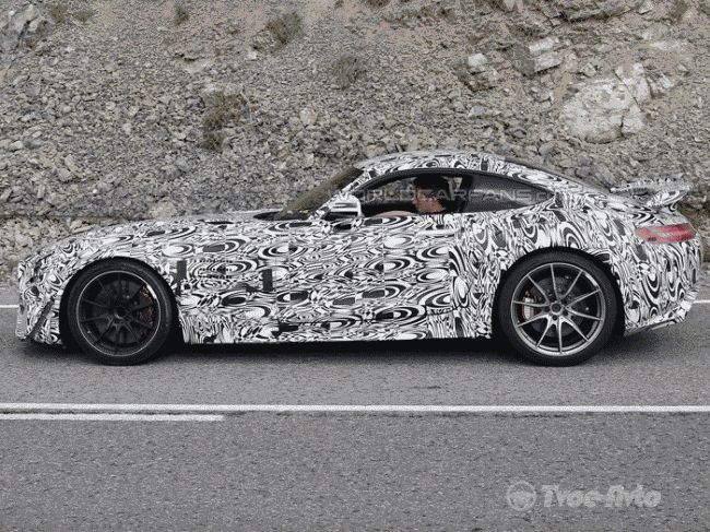 Экстремальная версия купе Mercedes-AMG GT замечена на тестах