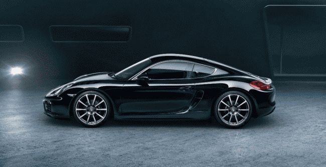 Озвучена дата появления нового Porsche Cayman Black Edition в России