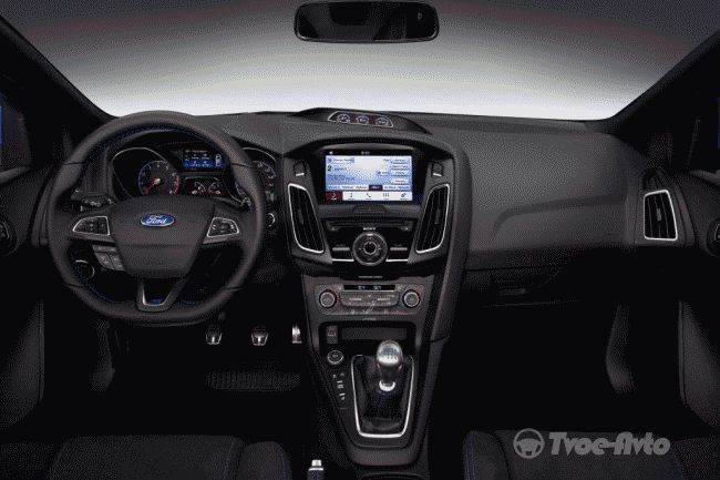 Новый Ford Focus RS можно будет завести ногой