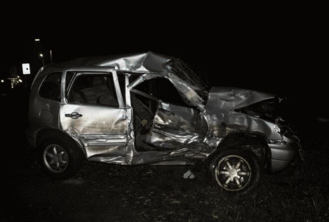 В Чувашии пьяный водитель на внедорожнике врезался в "скорую"