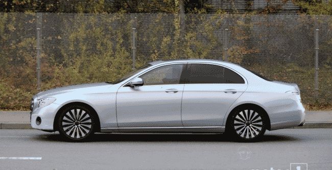 Mercedes-Benz E-Class W213 тестируют почти без камуфляжа