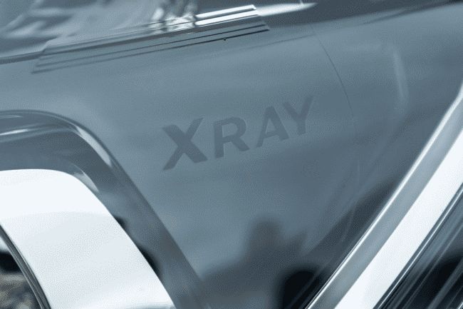 «АвтоВАЗ» рассекретил внешность серийного Lada Xray