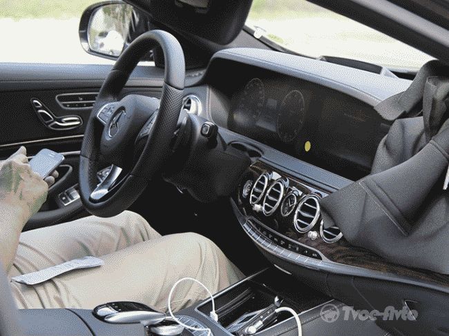 Первые снимки обновленного Mercedes-Benz S-Class появились в Сети