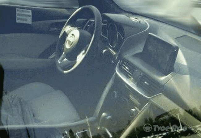 Фотошпионами был замечен новый кроссовер Mazda