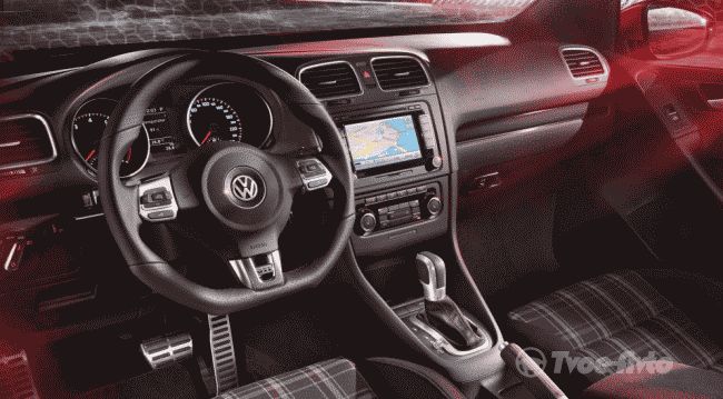 Volkswagen подготовил для кабриолета Golf версию GTI