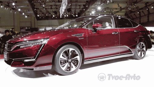 Honda оценила водородный седан Clarity