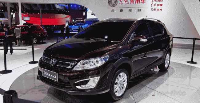 Dongfeng в Китае начал продажи возможного соперника Lada XRAY