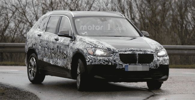 В Китае на тестах замечен гибридный семиместный BMW X1 
