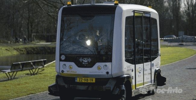 В Нидерландах успешно испытали электрический беспилотный автобус