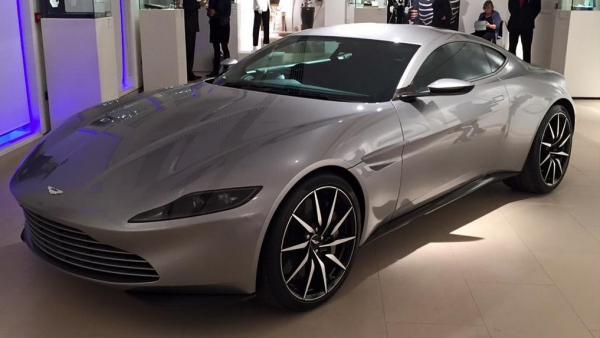 Один из 10 Aston Martin для Джеймса Бонда был продан за 3,5 млн долларов