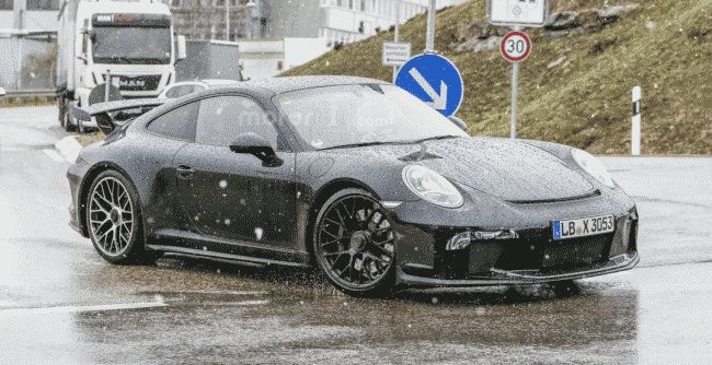 На дорогах Германии замечено обновленное купе Porsche 911 GT3 