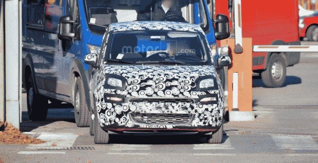 Fiat вывел на тесты обновленный Panda 2017 
