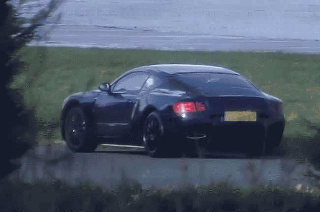 В Сети появились шпионские фото нового Bentley Continental GT 2017 