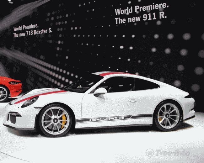 Особое купе Porsche 911 R доберется и до россиян