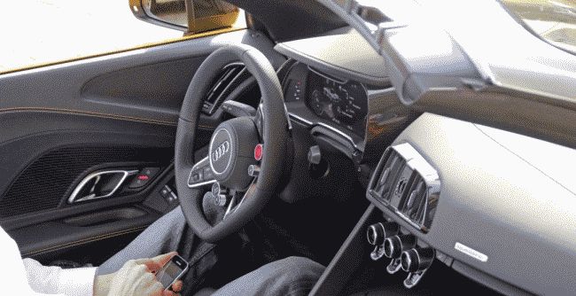 Внешность нового Audi R8 Spyder полностью рассекречена фотошпионами
