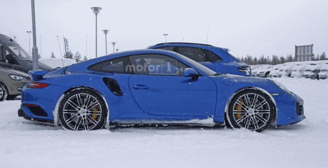 Porsche тестирует новый 911 GT2 RS