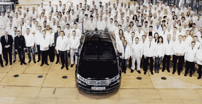 С конвейера завода в Дрездене сошёл последний экземпляр Volkswagen Phaeton