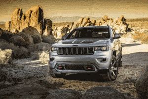 Jeep в Нью-Йорке презентовал две новые версии Grand Cherokee 