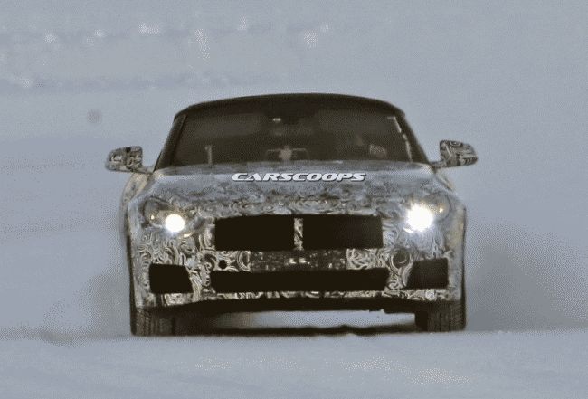 Новый родстер BMW Z4 сняли на камеру на замёрзшем озере