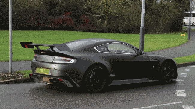 На тестах впервые замечен гоночный Aston Martin Vantage